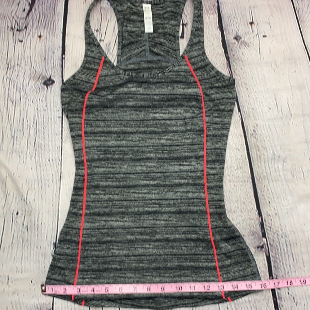 UNDER ARMOUR All Season Gear Black/Gray: Orange Razorback Tank Top Size: XS - Picture 11 of 17